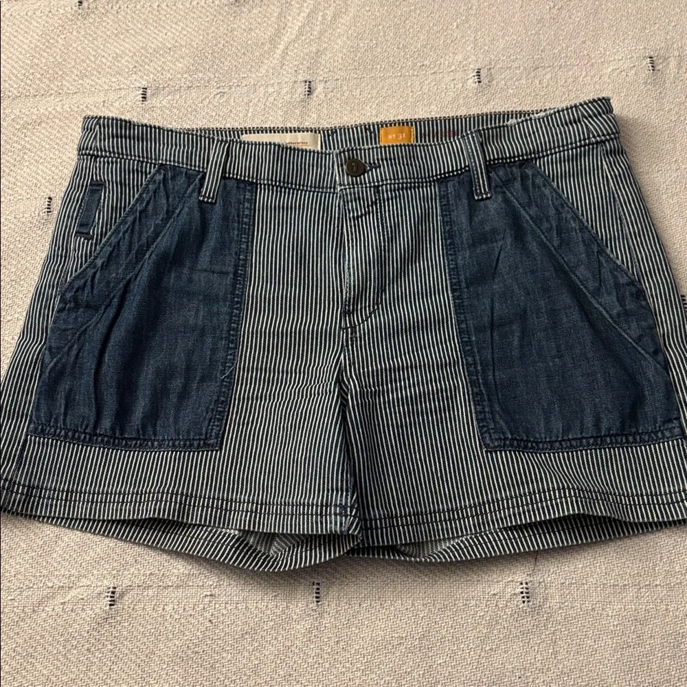 Pilcro Railroad Stripe Denim Shorts Size 31 - Picture 1 of 15